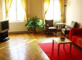 Budapest Apartment Just off Andrassy 